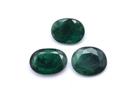 Natural Emerald Oval Faceted Cut E03