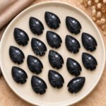 Black Onyx Leaf Carved Gemstone 14x10mm