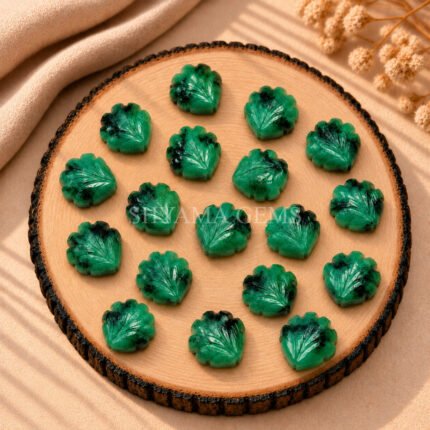 Emerald Carved Shell Gemstone 12mm
