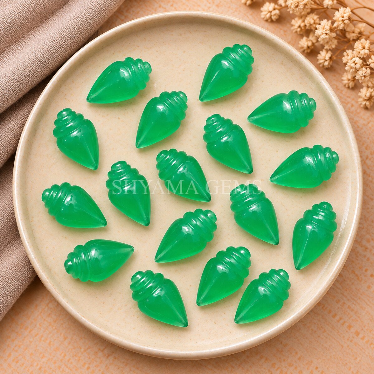 Green Chalcedony Conch Shell Carved Gemstone 18×10mm Green Chalcedony Conch Shell Carved Gemstone 18×10mm