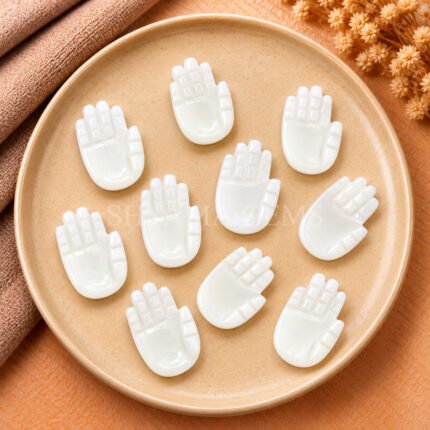 Howlite Carved Hamsa Hand 25mm