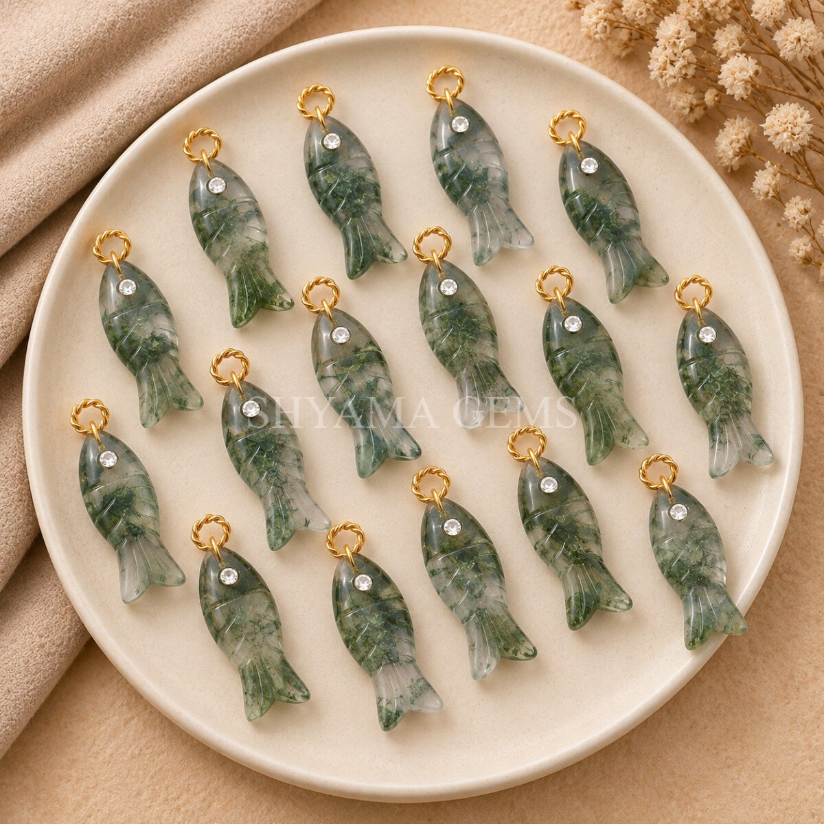 Moss Agate Fish Inlay Pendant 25x8mm Moss Agate Fish Inlay Pendant 25x8mm