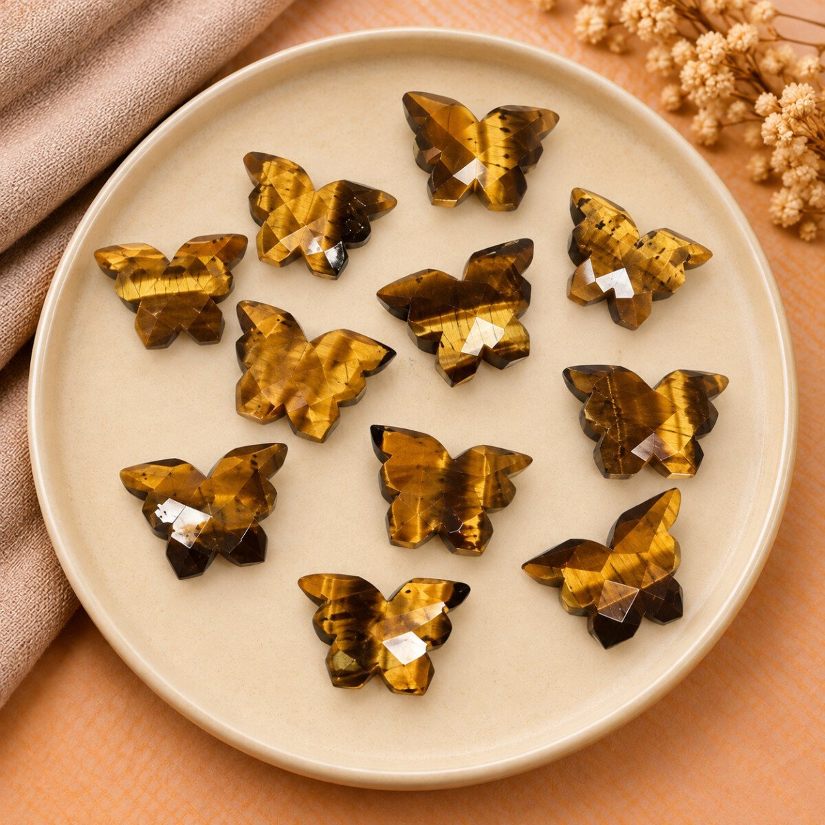 Tiger Eye Faceted Butterfly 14x10mm Tiger Eye Faceted Butterfly 14x10mm